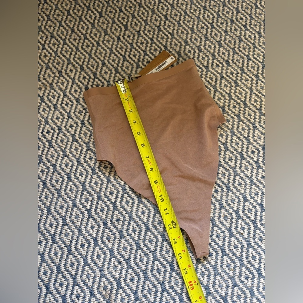 NWT SKIMS high waisted thong! - Picture 8 of 9